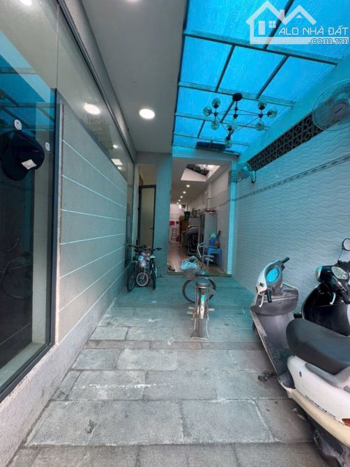 BÁN BIỆT THỰ ĐÔNG THỦ THIÊM - BÌNH TRƯNG ĐÔNG - QUẬN 2 - HẺM OTO QUAY ĐẦU - GIÁ 28 tỷ - 3