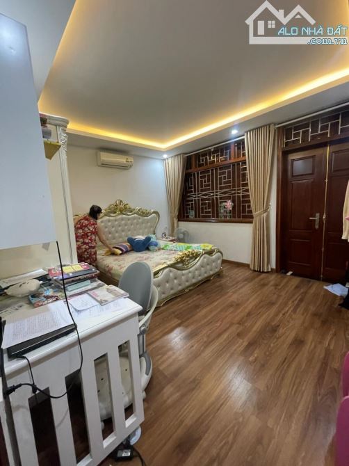 Bạch Mai - Thanh Nhàn | 60m² x 4T • MT 5m • Ngõ rộng 15m ra ô tô tránh • Nhà mới sàn lim • - 3