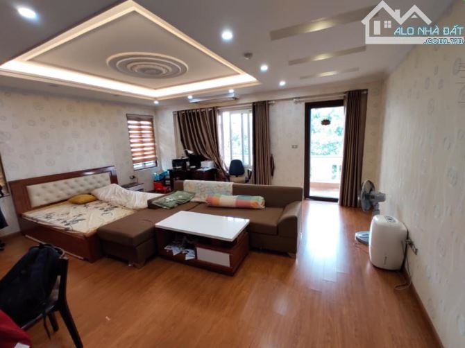 Bán nhà phân lô phố Trung Kính, 123m2, 4 tầng, mặt tiền 5,7m, ô tô tránh, giá 45 tỷ - 3