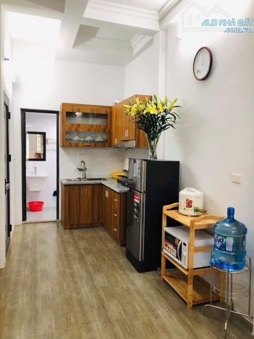 BA ĐÌNH - 6 TẦNG THANG MÁY ĐẸP HIẾM - CHO TÂY THUÊ 30 TRIỆU 1 THÁNG - NGÕ THÔNG BA GÁC - 3