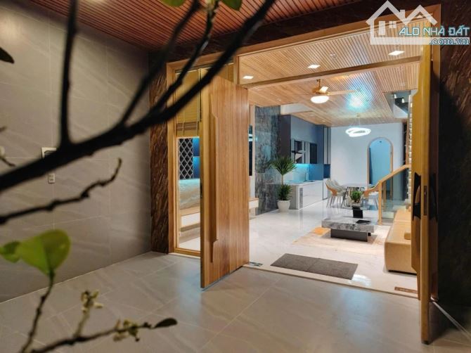 Vip!Hòa xuân ba tầng,luxury,vuông vức,dân trí cao,ở ngay,cẩm lệ - 3