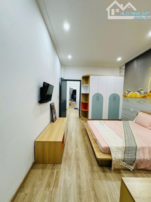 Bán Nhà Hxh Bùi Quang Là Gần Emart Phan Huy Ích, 2 Tầng 70m², Xe Trong Nhà, Giá 6.45 Tỷ TL - 3