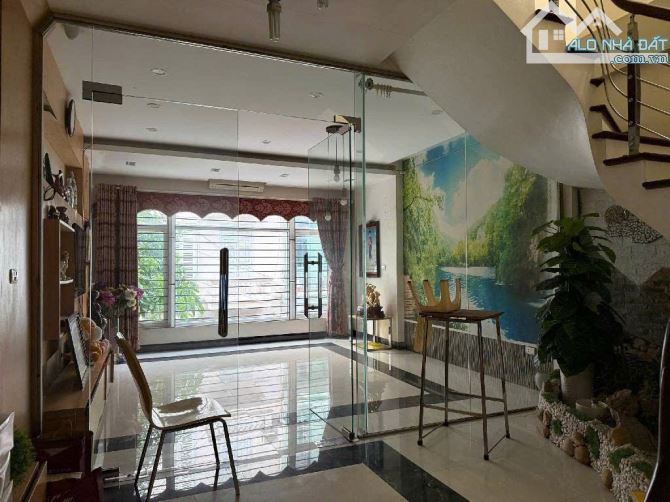 NHÀ MẶT PHỐ ĐẸP NHẤT LÝ THƯỜNG KIỆT 5 TẦNG MẶT TIỀN RỘNG KINH DOANH SIÊU LỢI NHUẬN - 3