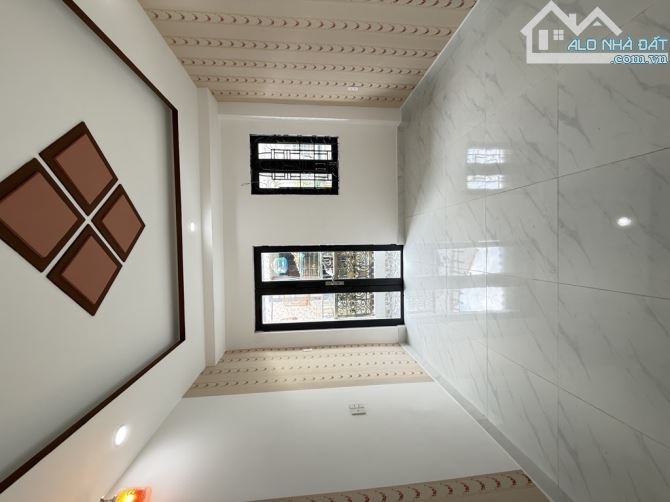 BÁN NHÀ GẦN SÂY BAY NGAY NGUYỄN VĂN NGHI, GÒ VẤP, 25M2, CHỈ 3.65 TỶ - 3