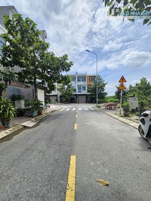 Bán đất KDC gần làng đại học quốc gia HCM p.Bình An Tp.Dĩ An chỉ 3ty700 KTL M7765 - 3