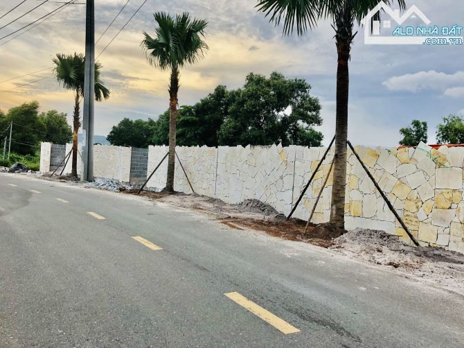 🏡 BÁN ĐẤT MẶT TIỀN NHỰA – LONG MỸ CŨ, PHƯỚC HẢI, 190M², 80M² THỔ CƯ, GẦN BIỂN GIÁ 2,xx TỶ - 3