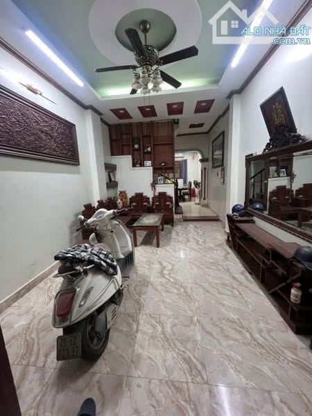 BÁN NHÀ HOÀNG ĐẠO THÀNH – NHÀ ĐẸP Ở NGAY - 4 tầng - 6.8 tỷ - 3