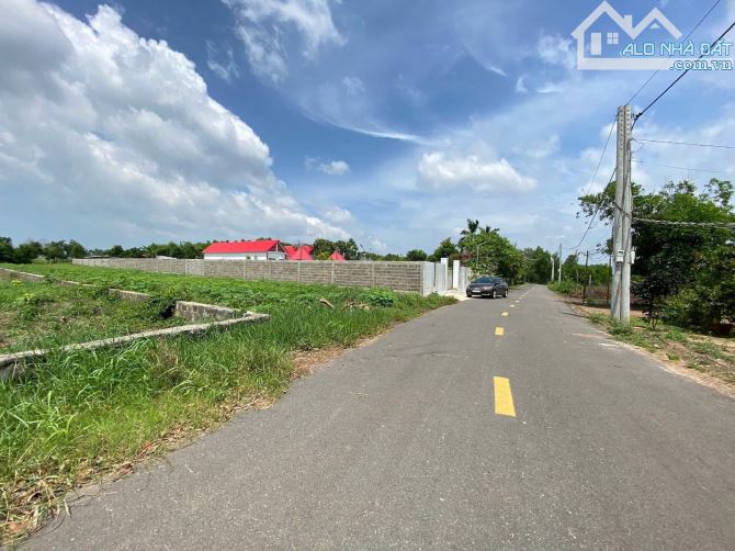 2 LÔ LIÊN KỀ -  XÃ ĐẤT ĐỎ - TP HỒ CHÍ MINH; KHU TOÀN NHÀ VƯỜN BIỆT THỰ 🌈🌈🌈DT 930M2/ lô - 3
