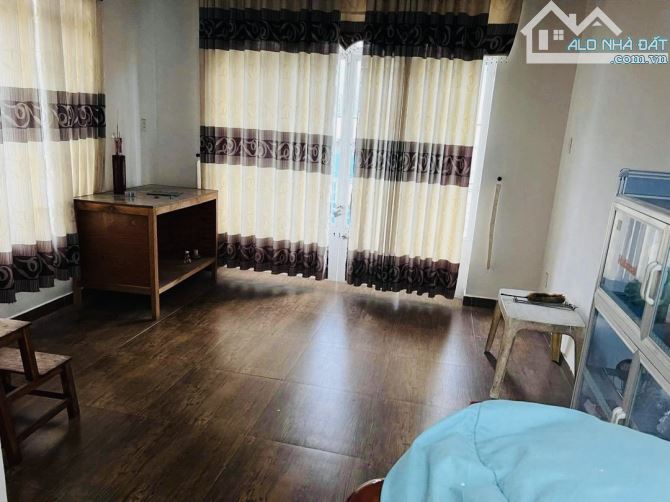 NHÀ 3 TẦNG ĐI BỘ 50M RA QUẢNG TRƯỜNG 2/9 - KIỆT ÔTÔ CHUẨN 6M - SÁT BÃI ĐỖ XE - CHỈ 6.45 TỶ - 3