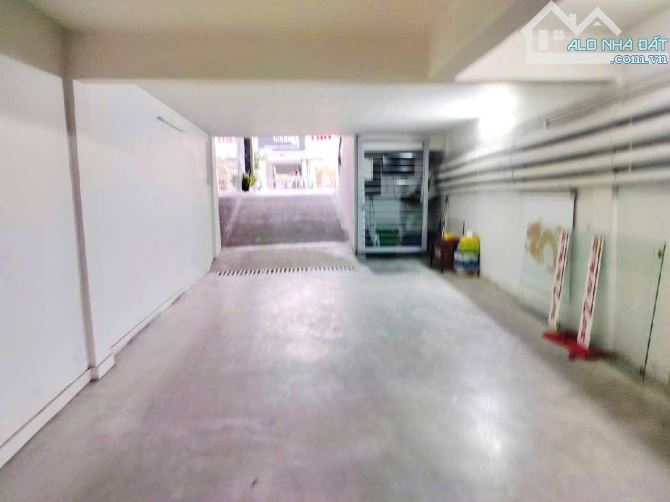 BÁN GẤP TOÀ NHÀ VĂN PHÒNG MẶT TIỀN NGUYỄN VĂN NGHI P4 GÒ VẤP - 200M2 - GIÁ 60 TỶ - 3