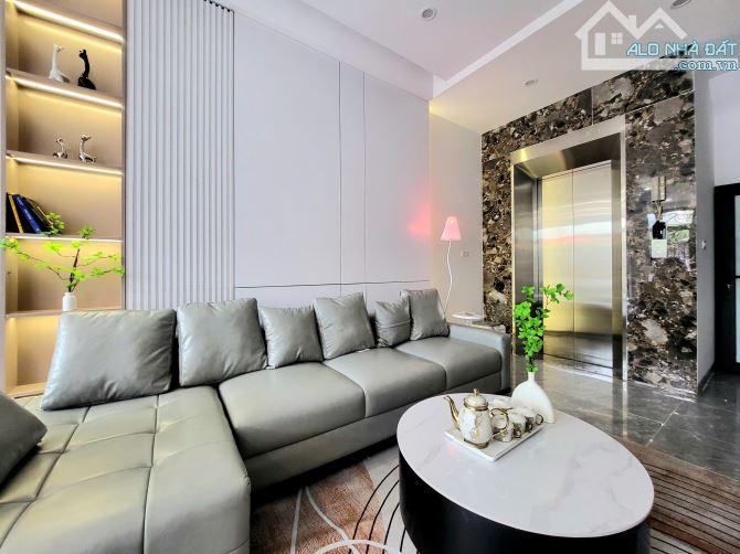 Sát phố-Bán nhà 5 tầng Thang Máy,Trung tâm trâu quỳ-Gần ĐHNN1,Dt 36m,Giá 8.4 Tỷ. - 6