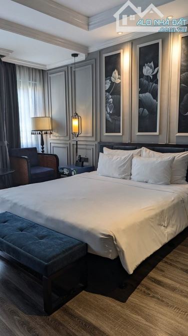 Bán khách sạn mặt phố Hàng Bông, lô góc, 145m2 12 tầng MT 6,5m 36 phòng, Giá 165 tỷ - 4