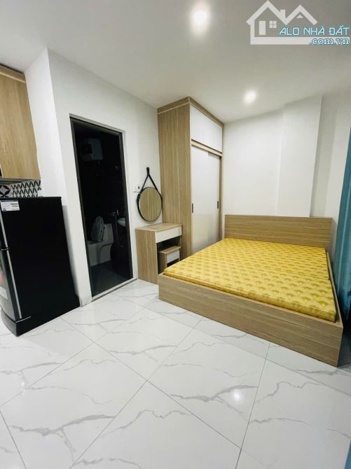 Bán Toà Nhà CHDV đường Phương Canh ngõ thông oto. 70m2 x 7 Tầng Thang máy. 17 phòng kk - 4