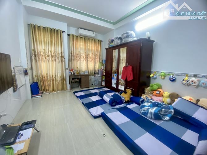 MẶT TIỀN VIP TÂN HƯƠNG - 5 TẦNG BTCT - NGAY AEON TÂN PHÚ - CHỈ 16.5 TỶ ! - 4