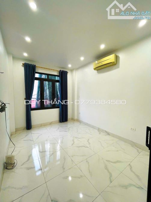 Bán nhà 3 tầng sạch đep ,ngõ to gần ngay đèn xanh đỏ Ngô Gia Tự - Văn Cao. Hải Phòng. SĐCC - 4