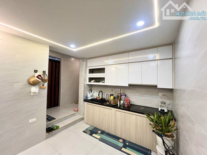 Bán Nhà tập thể Phố 8/3 tầng 1 diện tích 70m2– Hai Bà Trưng- Vị trí đẹp vừa ở và kinh doan - 4