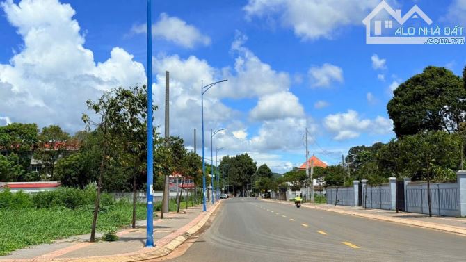 GÓC 2 MẶT TIỀN đường LÊ DUẨN - NGAY TRUNG TÂM HÀNH CHÍNH XÃ ĐẤT ĐỎ 300m  🌈DT 483.7m2 ngan - 4