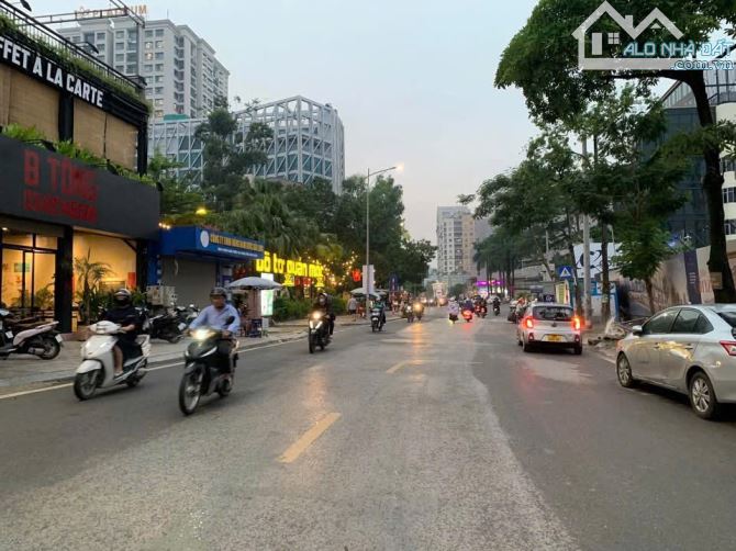 PHÂN LÔ- Ô TÔ ĐỖ CỬA- MẶT NGÕ- THẲNG TẮP- DÂN XÂY-30m ra PHỐ- THÔNG- KINH DOANH- ĐÀO TẤN - 4
