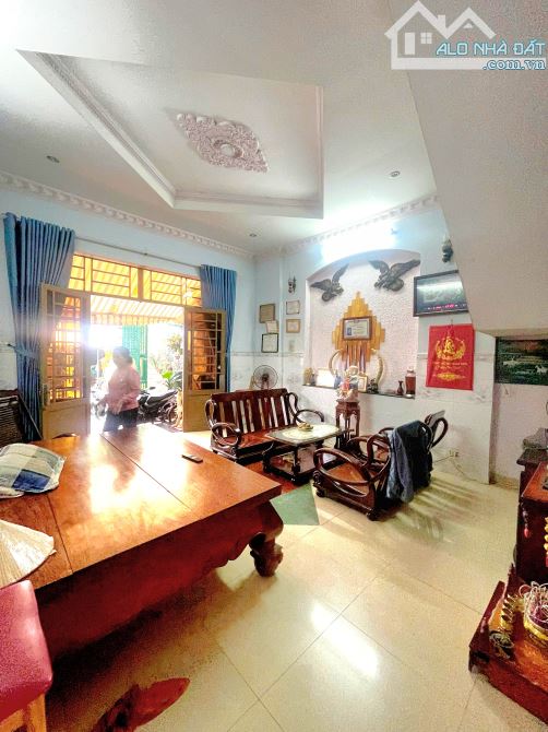 NHÀ 3 TẦNG MẶT TIỀN KHU CƯ XÁ ĐIỆN LỰC, TRƯỜNG THỌ THỦ ĐỨC - 4