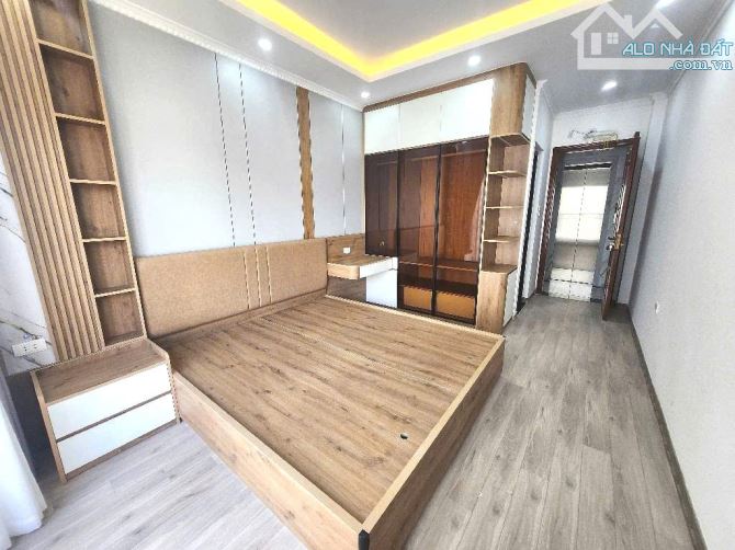 BÁN NHÀ TRỊNH ĐÌNH CỬU 35M2, 6 TẦNG, THANG MÁY, HƠN 8 TỶ - 4