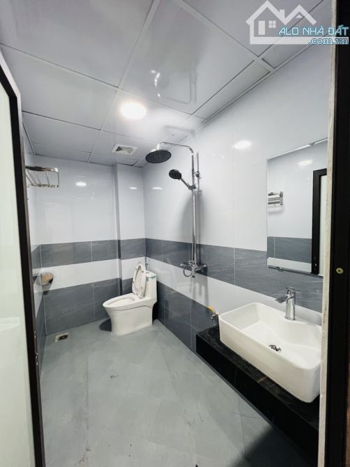 Hiếm! Nhà lô góc Lê Quang Đạo xây mới 45m² x 5T, thang máy, ô tô gần – giá chỉ 10,35 tỷ - 4
