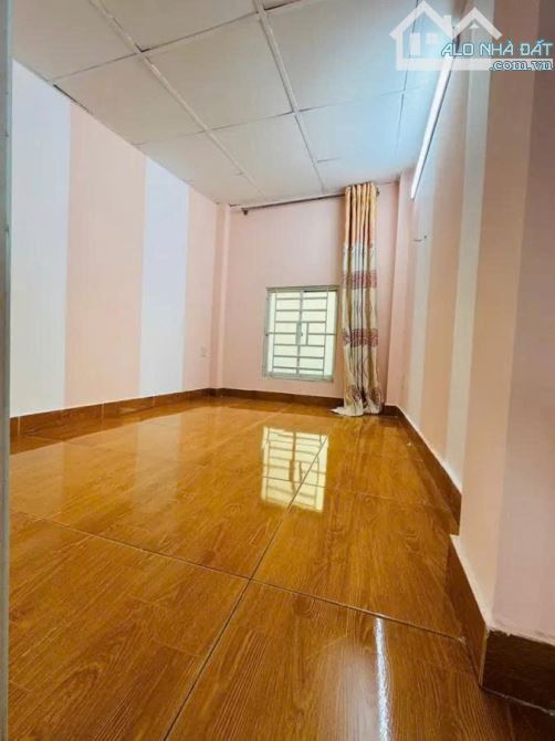 BAN NHÀ ÂU CƠ- P.10- TÂN BÌNH- XE HƠI ĐẬU CỬA- 3 TẦNG- 2PN- Ở NGAY- 2.68 TỶ BL - 4