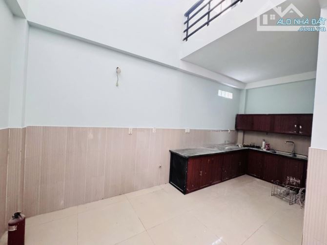 BÁN NHÀ MẶT TIỀN LÊ THỊ RIÊNG Q12 - 4 TẦNG 114M2 ( 6M X 19M) - HƠN 13 TỶ - 4