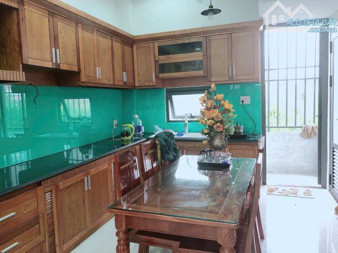 NHÀ 4 TẦNG, 60M (4x15), ĐƯỜNG 12M, THANG MÁY,  NGAY NGÃ 4 LINH XUÂN, 5 ĐỒNG TL - 4