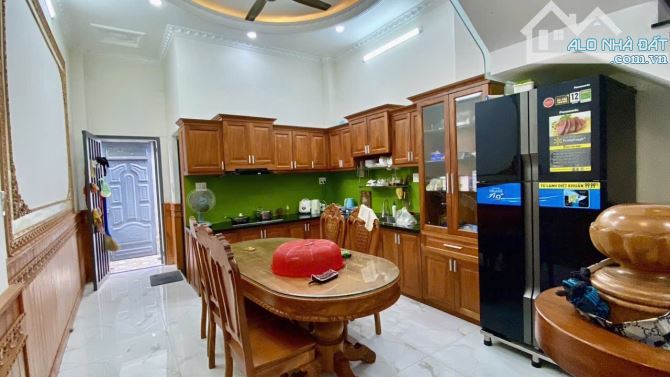 MẶT TIỀN KINH DOANH, 4x17, KDC PHÚ MỸ HIỆP, GARA ÔTÔ VỈA HÈ, CHỈ 4 ĐỒNG TL - 4