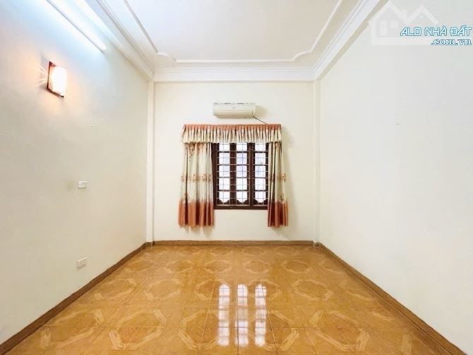 Bán nhà đẹp Tô Vĩnh Diện! 58m2 x 4 tầng chỉ hơn 13 tỷ - Phân lô quân đội, ô tô tải vào nhà - 3