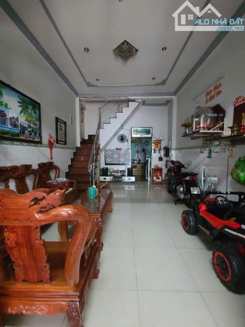 👉Cho thuê Mặt tiền NB   Đường Hiền Vương DT 4x14  1lầu giá " 11 triệu nhà đẹp - 4