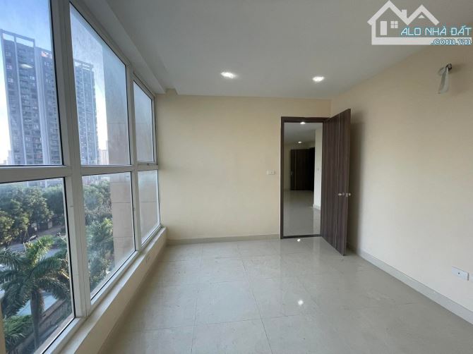 CĂN HỘ LÔ GÓC 3 NGỦ BAN CÔNG ĐÔNG NAM THOÁNG MÁT 289A KHUẤT DUY TIẾN THANH XUÂN 105m 7 TỶ - 4