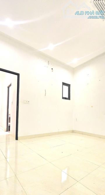 NHÀ HẺM XÔ VIẾT NGHỆ TĨNH-  Thiết kế hiện đại - Đường 2 oto né nhau - 4