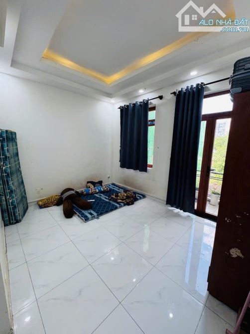 Bán nhà 4 tầng Hương Lộ 3 ngay Aeon Tân Phú, dòng tiền 15tr/tháng, chỉ nhỉnh 6 tỷ - 4