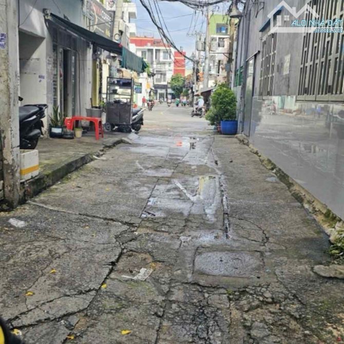 BÁN NHÀ TÂN PHÚ, NHÀ HẺM TRỊNH ĐÌNH TRỌNG, P.PHÚ TRUNG, 3X11M, GIÁ 3,1 TỶ - 4