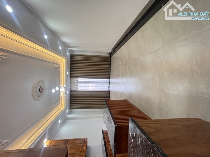 BÁN NHÀ PHÂN LÔ VIP LƯƠNG KHÁNH THIỆN – THANG MÁY – GARA Ô TÔ – 50M² – 7 TẦNG – 20.X TỶ - 4