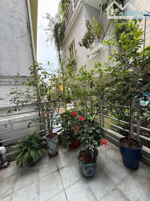 Ngõ thông ô tô tránh Trần Hưng Đạo gần Hồ Hoàn Kiếm 50m2, 4 tầng, mt 5m, 33.5 tỷ, cực VIP - 4