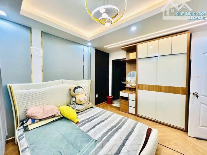 CHÍNH CHỦ CẦN BÁN NHÀ GẦN MT ĐƯỜNG NGUYỄN THỊ MINH KHAI, QUẬN 1.GIÁ 6TỶ760.SỔ SẴN. - 4