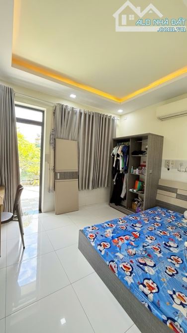 NHÀ MẶT TIỀN KINH DOANH ĐƯỜNG SONG HÀNH - 2 CỔNG TRƯỚC SAU - 3 TÂNG 3PN- 4*18m GIÁ 9.99TỶ - 4
