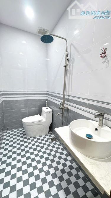 NHÀ MẶT TIỀN ĐƯỜNG NHỰA TRẦN THỊ DO 12M SÁT BÊN CHỢ GIẢN DÂN. TIỆN KD MỌI NGÀNH NGHỀ TIỆM - 4