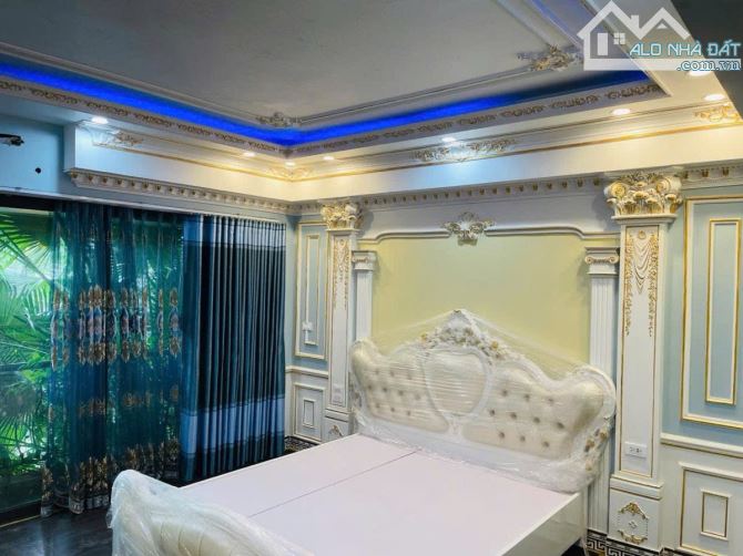 SIÊU HIẾM KHU BIỆT THỰ VƯỜN ĐÀO – DT 118m² – 7 TẦNG – MT 7.8m – GIÁ 51.9 TỶ - 4