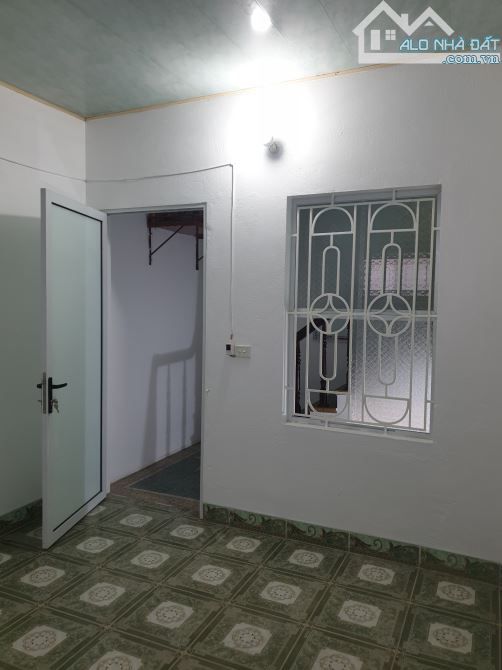 BÁN NHÀ 1.35 TỶ 2 TẦNG 40M2 ( ĐÔNG NAM ) NGÕ ĐƯỜNG BÁI - 4