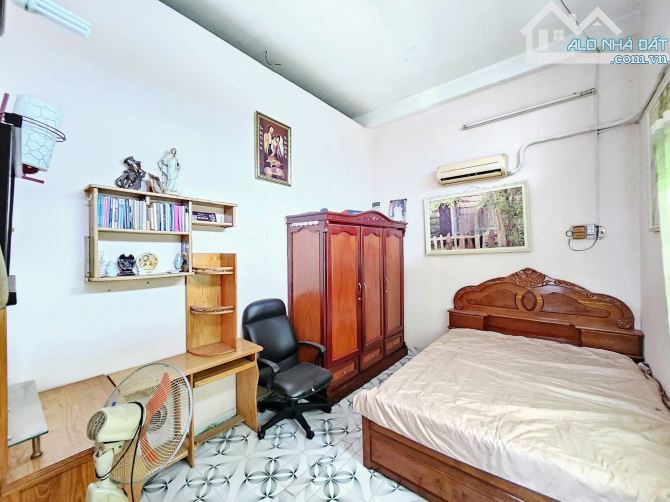 Bán nhà 1 trệt 1 lầu sổ riêng thổ cư góc 2 mặt tiền p. Tân Hoà - 4