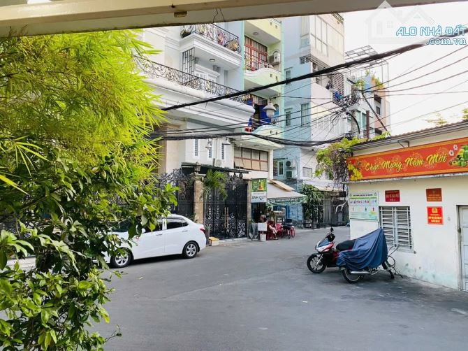 FULL TIỆN ÍCH NHÀ 5 TẦNG NGANG 5 HXH TRÁNH GIÁ CHỈ VỎN VẸN 15.6 ĐỒNG NGAY LÊ VĂN SỸ Q3 - 4