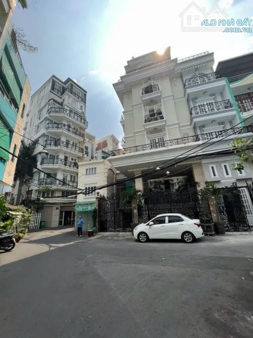 HÀNG KHAN HIẾM LÊ VĂN SỸ, QUẬN 3 – 6 TẦNG THANG MÁY  DOANH THU 50TR/THÁNG CHỈ DƯỚI 13 TỎI - 4
