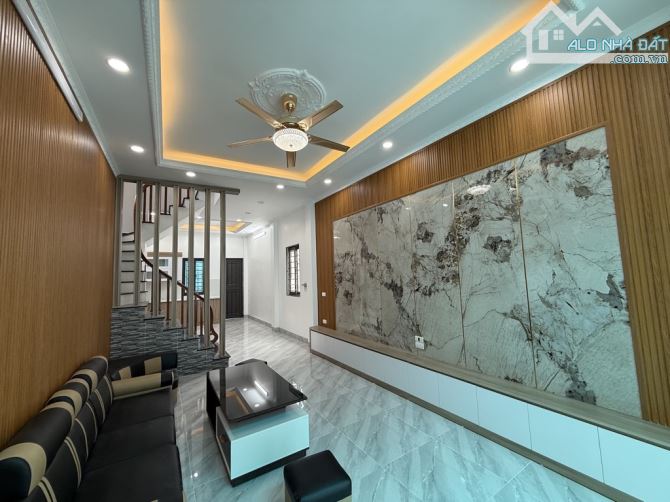 BÁN NHÀ 4TẦNG ĐÔNG MỸ THANH TRÌ - 3