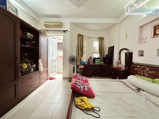 QUẬN 3 - KINH ĐÔ THỜI TRANG LÊ VĂN SỸ THÔNG TRẦN QUANG DIỆU - 70M2 (4.5x15.5) - 4 TẦNG ĐẸP - 4
