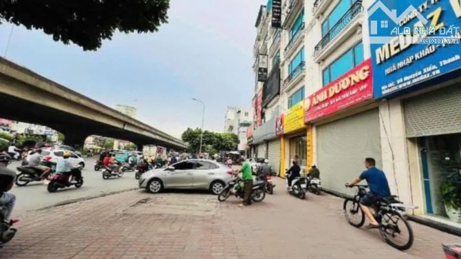 Cần bán gấp tòa nhà 7 tầng mặt phố Nguyễn Xiển - "Gà đẻ trứng vàng" với dòng tiền gần 500 - 4