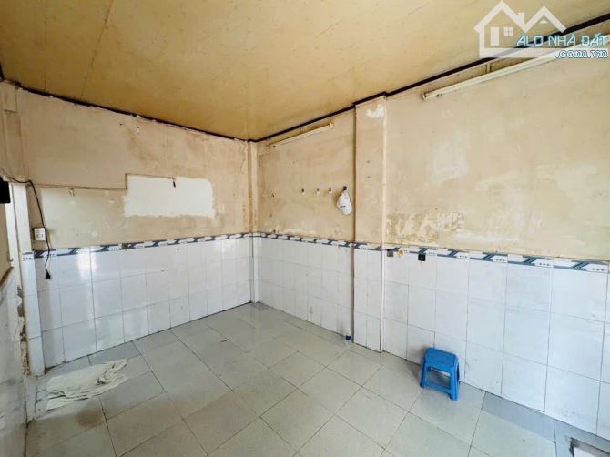 🔥SIÊU PHẨM HẺM XE TĂNG QUAY ĐẦU- 2 TẦNG CỨNG- NGAY VÒNG XOAY PHẠM VĂN ĐỒNG- CHỈ NHỈNH 3 T - 4