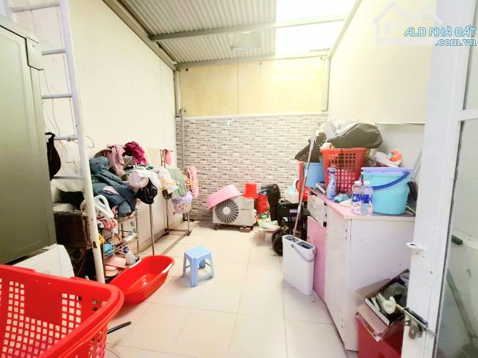 Bán Rẻ Nhà Mới Đẹp Gần Chợ PhạmVănHai P3 Tân Bình Giáp Phú Nhuận,39m2,3Tầng,hẻm 3m,5tỷ3 tl - 4